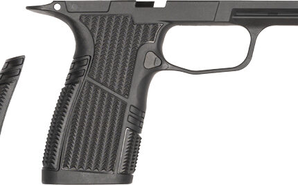 TYRANT CNC SIG P365 GRIP - MODULE SNUB SIZE BLACK