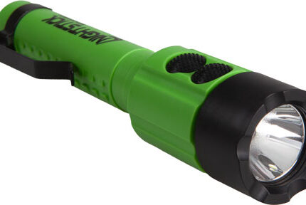 NIGHTSTICK FLASHLIGHT WITH - GREEN LASER 2AA GREEN BODY